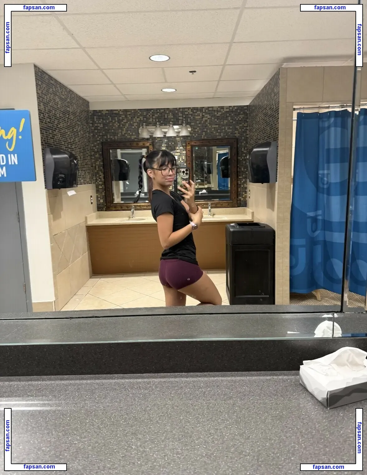 Angelina Fishtank nude photo #0017 from OnlyFans
