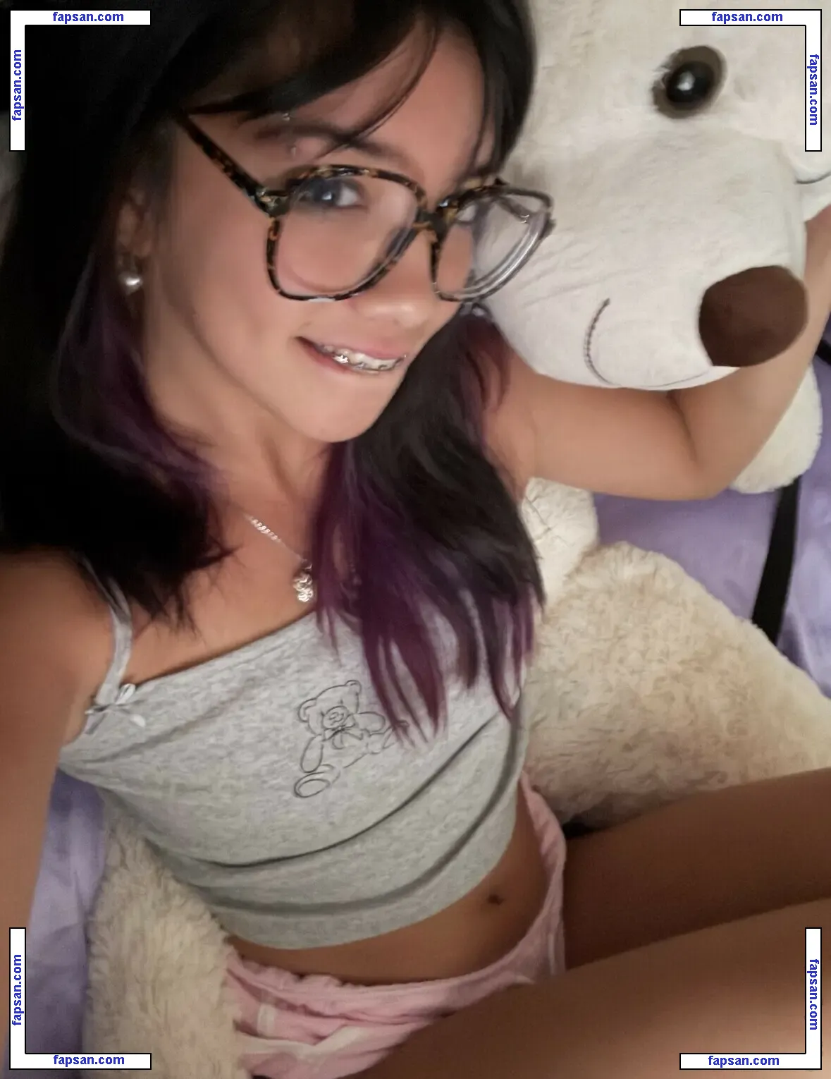 Angelina Fishtank nude photo #0018 from OnlyFans