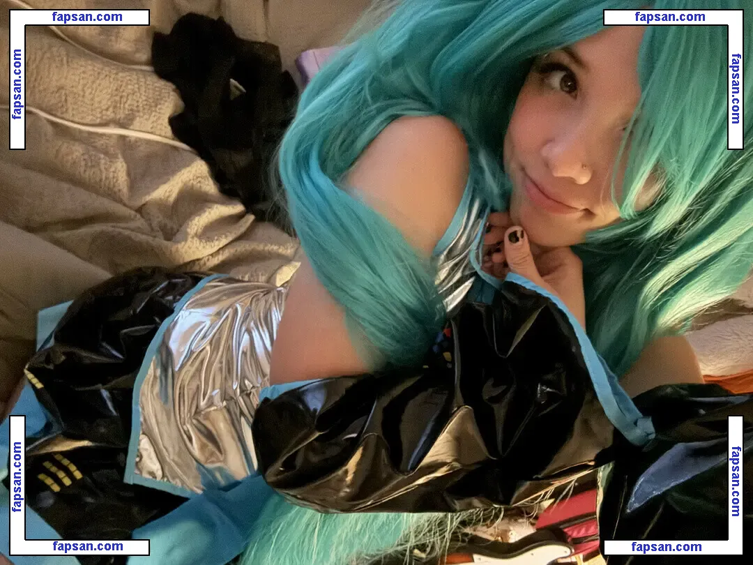 Angelina Fishtank голая фото #0050 с Онлифанс