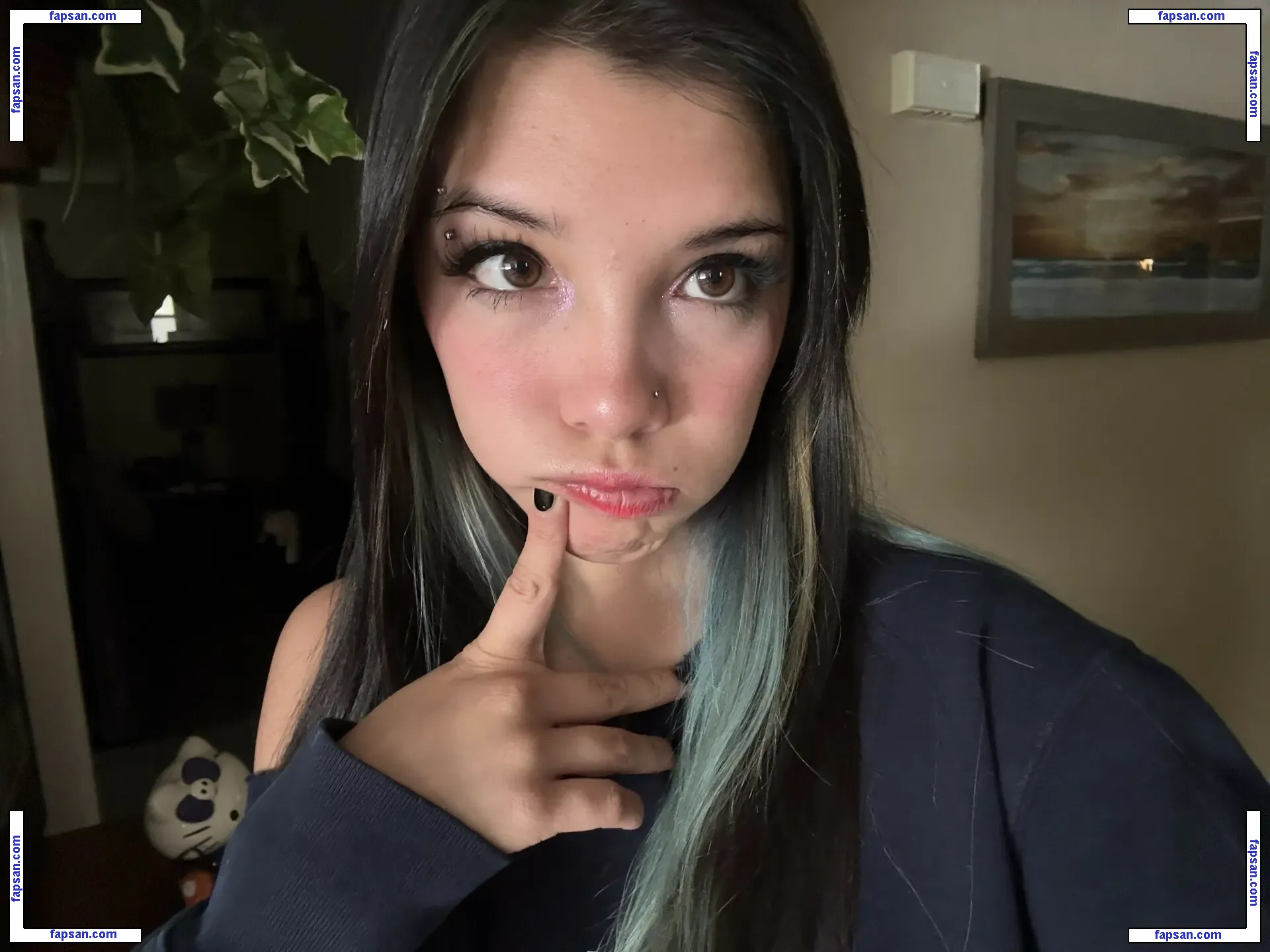 Angelina Fishtank голая фото #0057 с Онлифанс