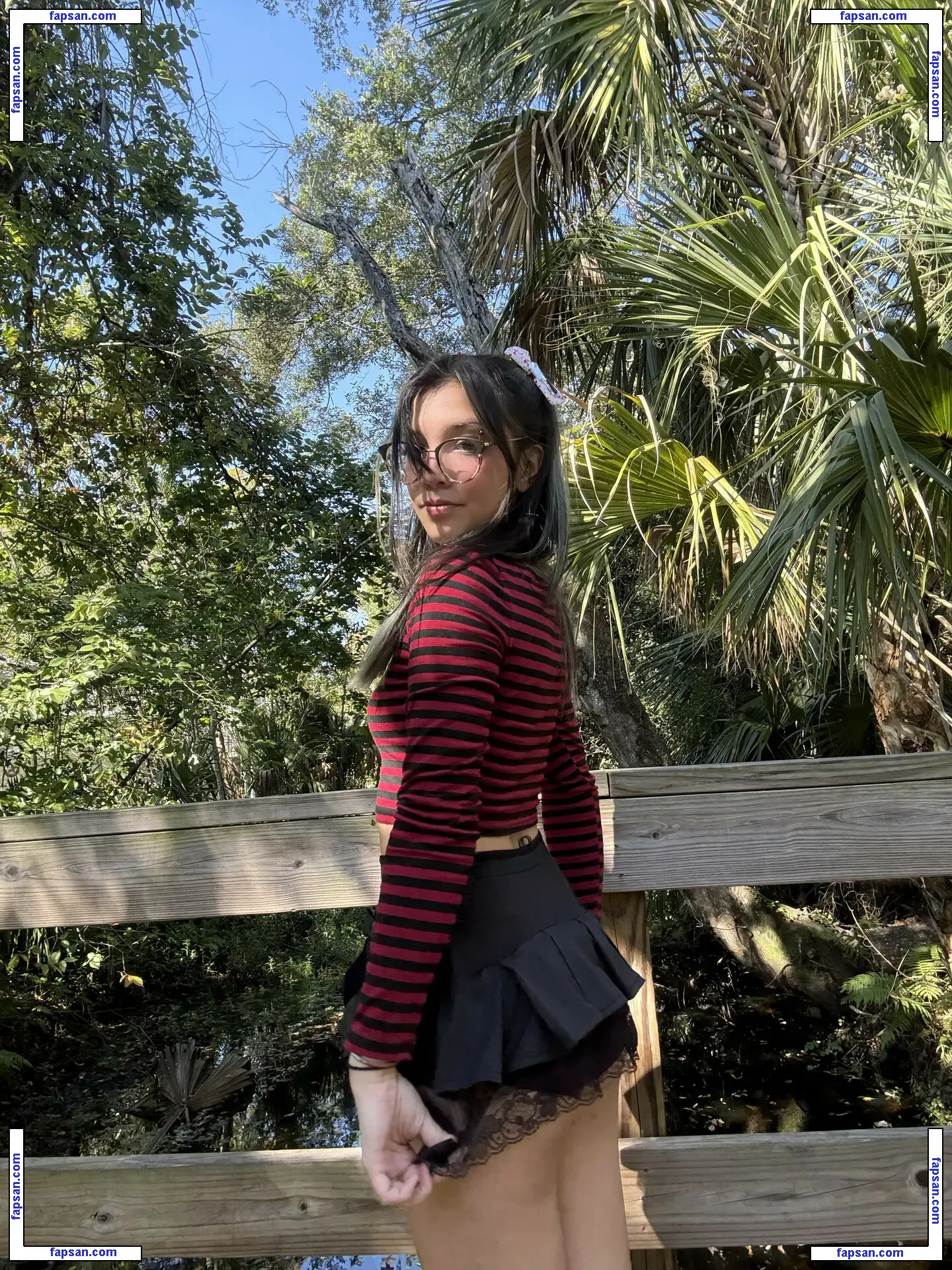 Angelina Fishtank голая фото #0077 с Онлифанс