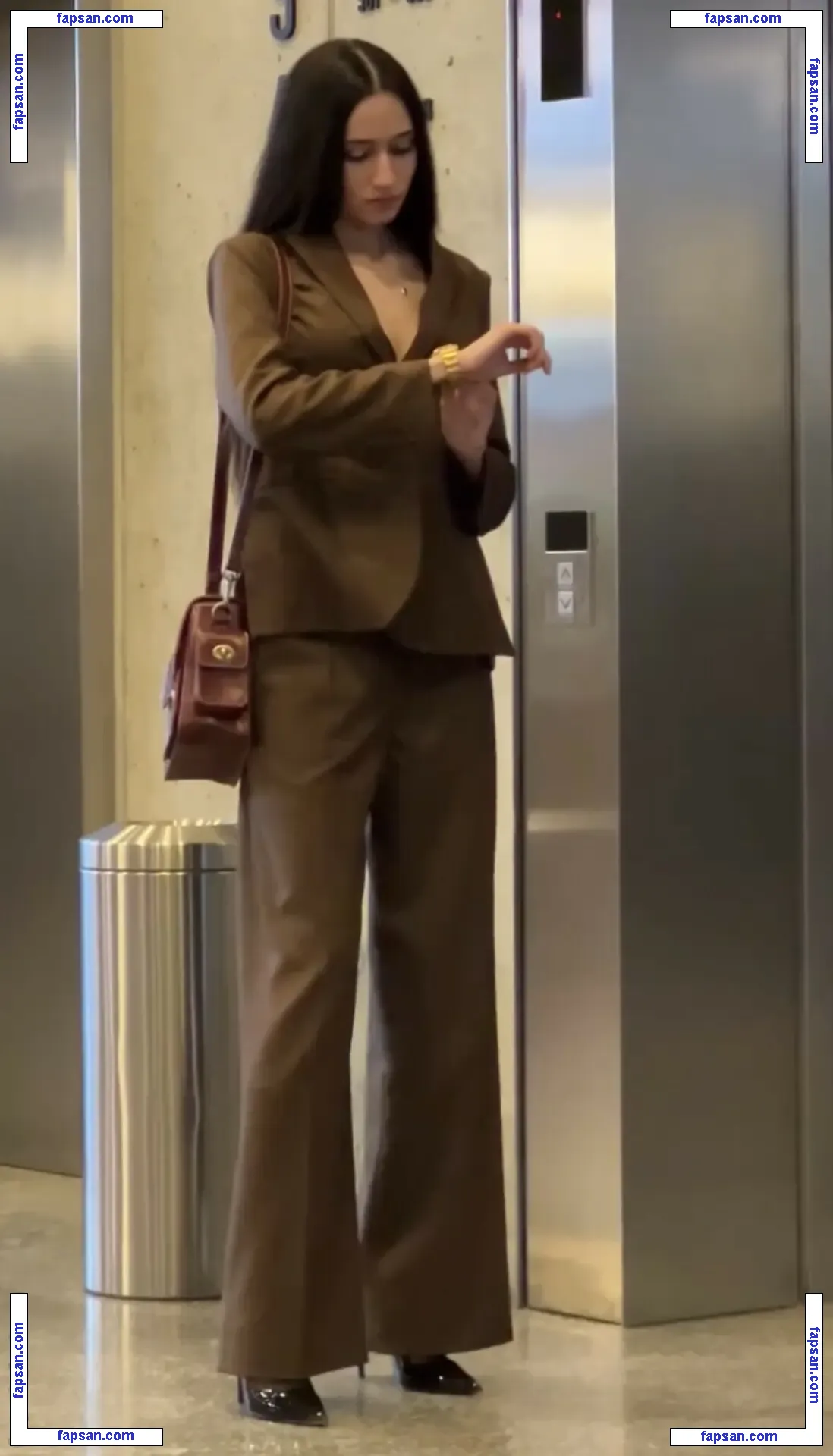 Angelina голая фото #0171 с Онлифанс