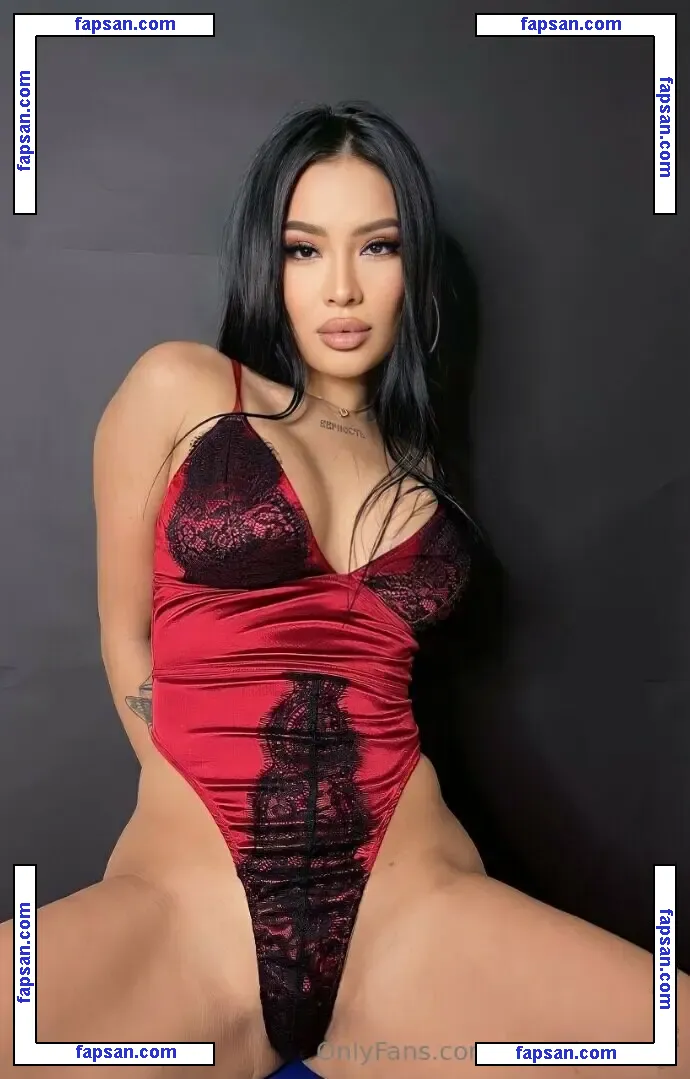 angelinareign nude photo #0013 from OnlyFans