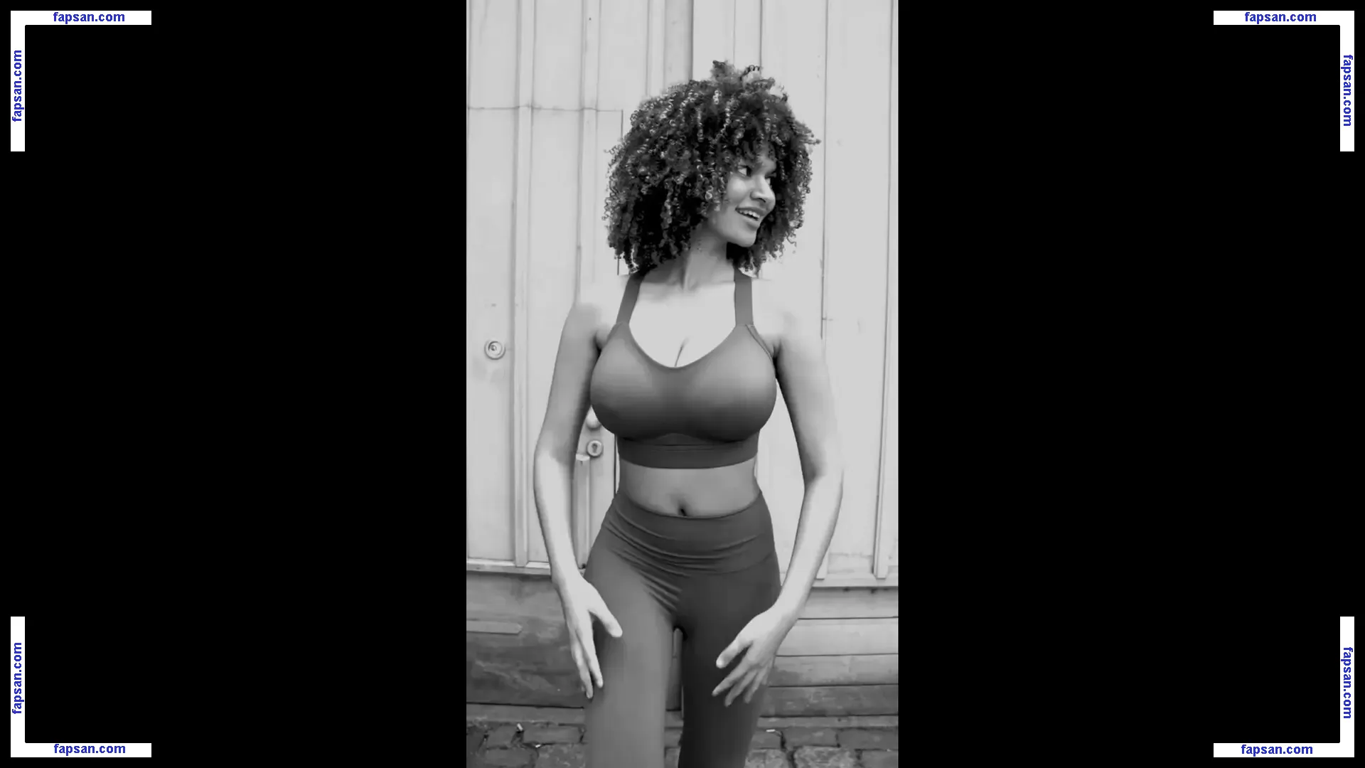 angesophie.reich nude photo #0001 from OnlyFans