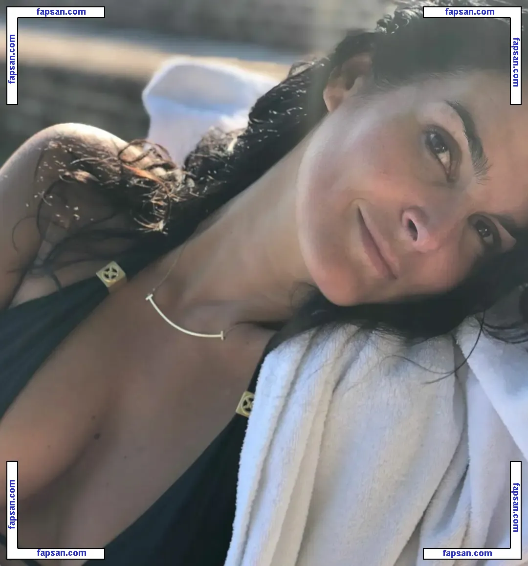 Angie Harmon nude photo #0256 from OnlyFans