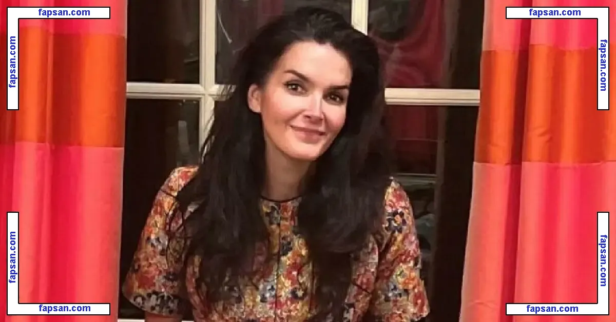 Angie Harmon nude photo #0305 from OnlyFans