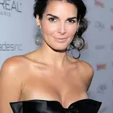 Angie Harmon голая #0238