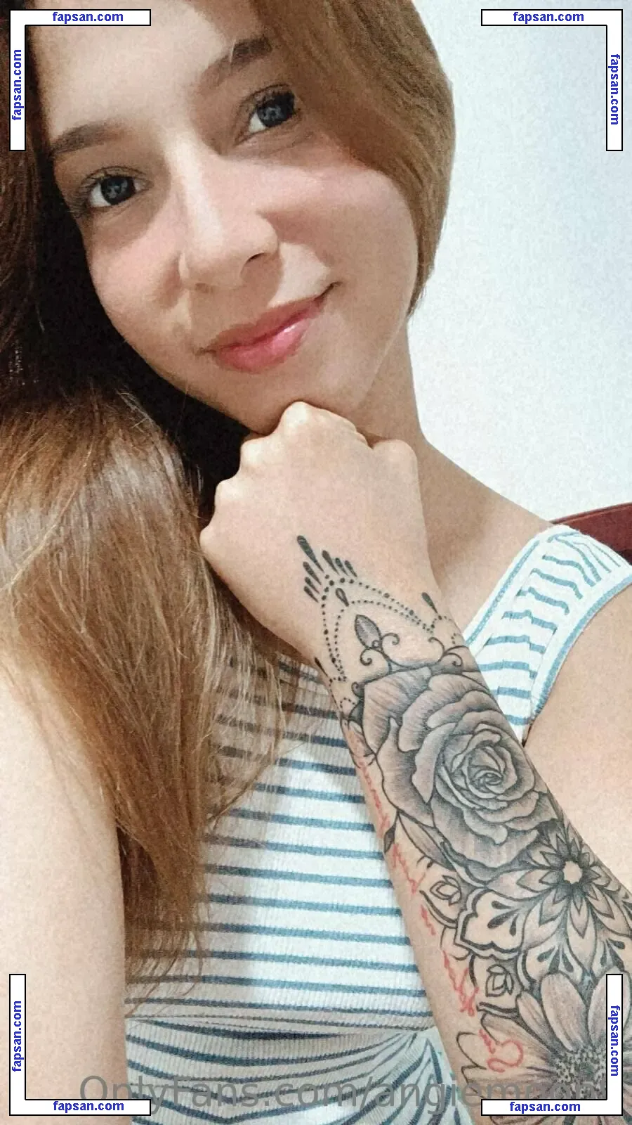 angiemoon9 nude photo #0013 from OnlyFans