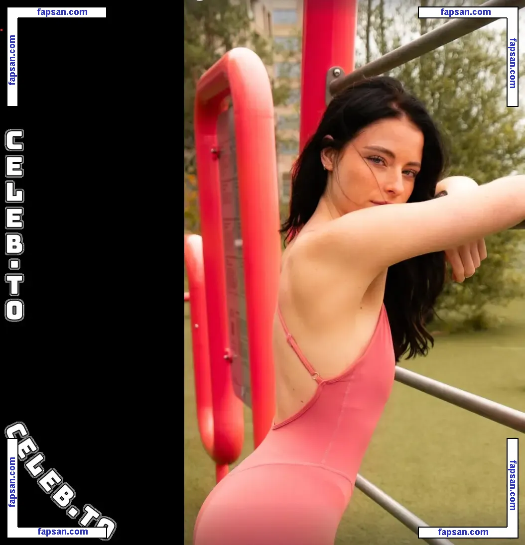 Anica Zimmermann nude photo #0032 from OnlyFans