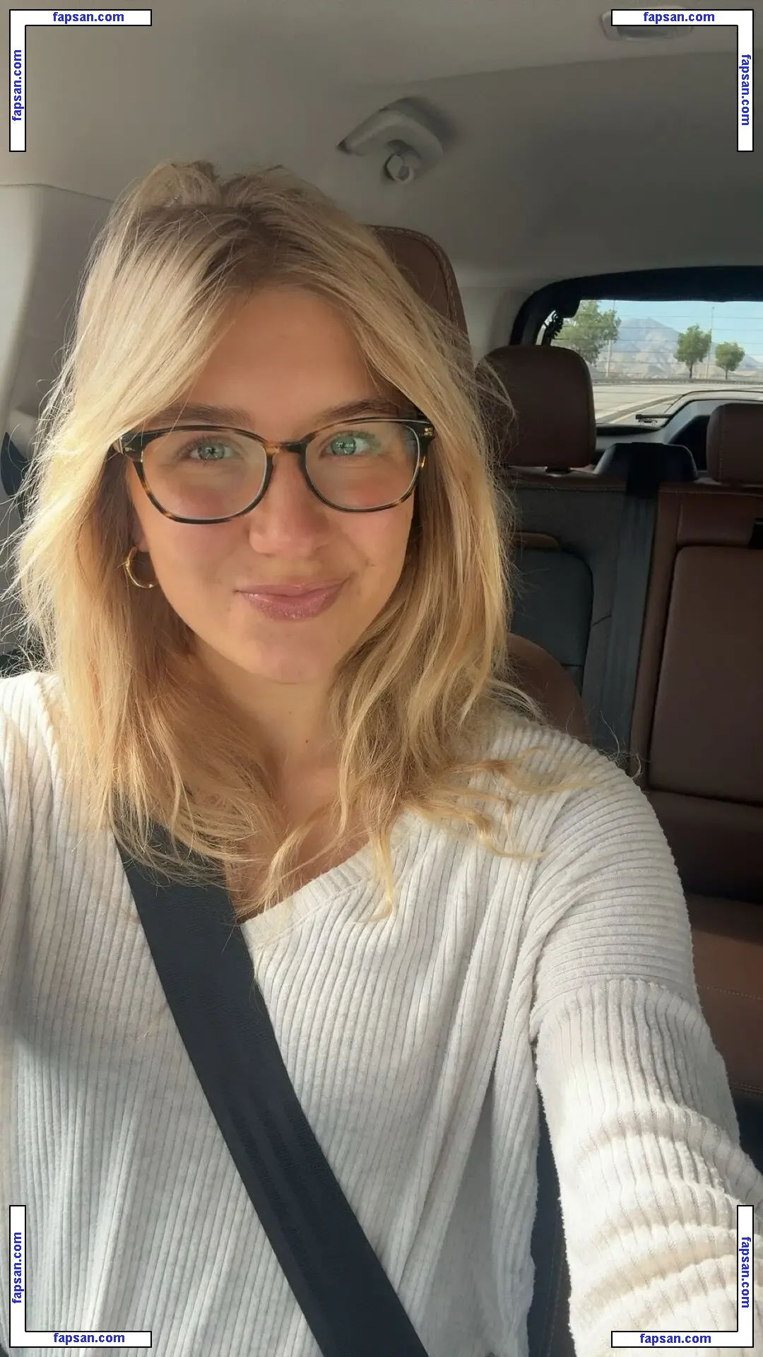 Aniela Leon nude photo #0114 from OnlyFans