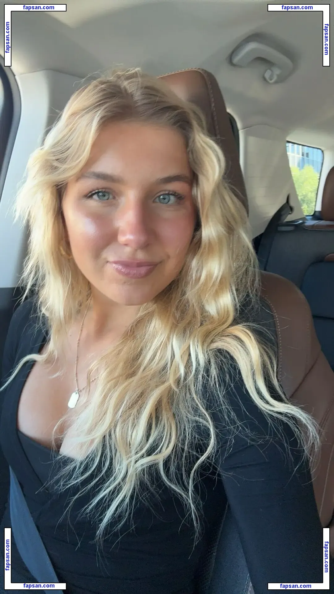 Aniela Leon nude photo #0122 from OnlyFans