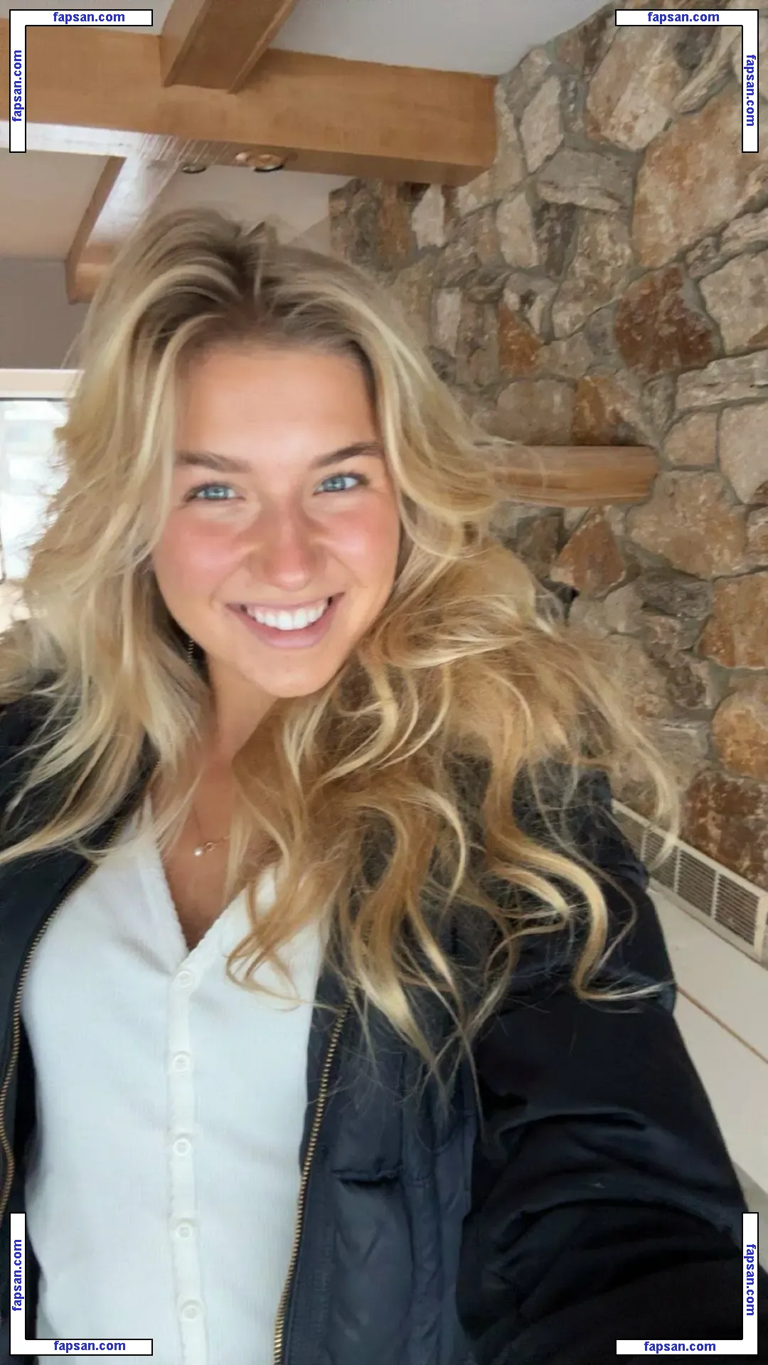 Aniela Leon голая фото #0130 с Онлифанс