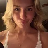 Aniela Leon голая #0132