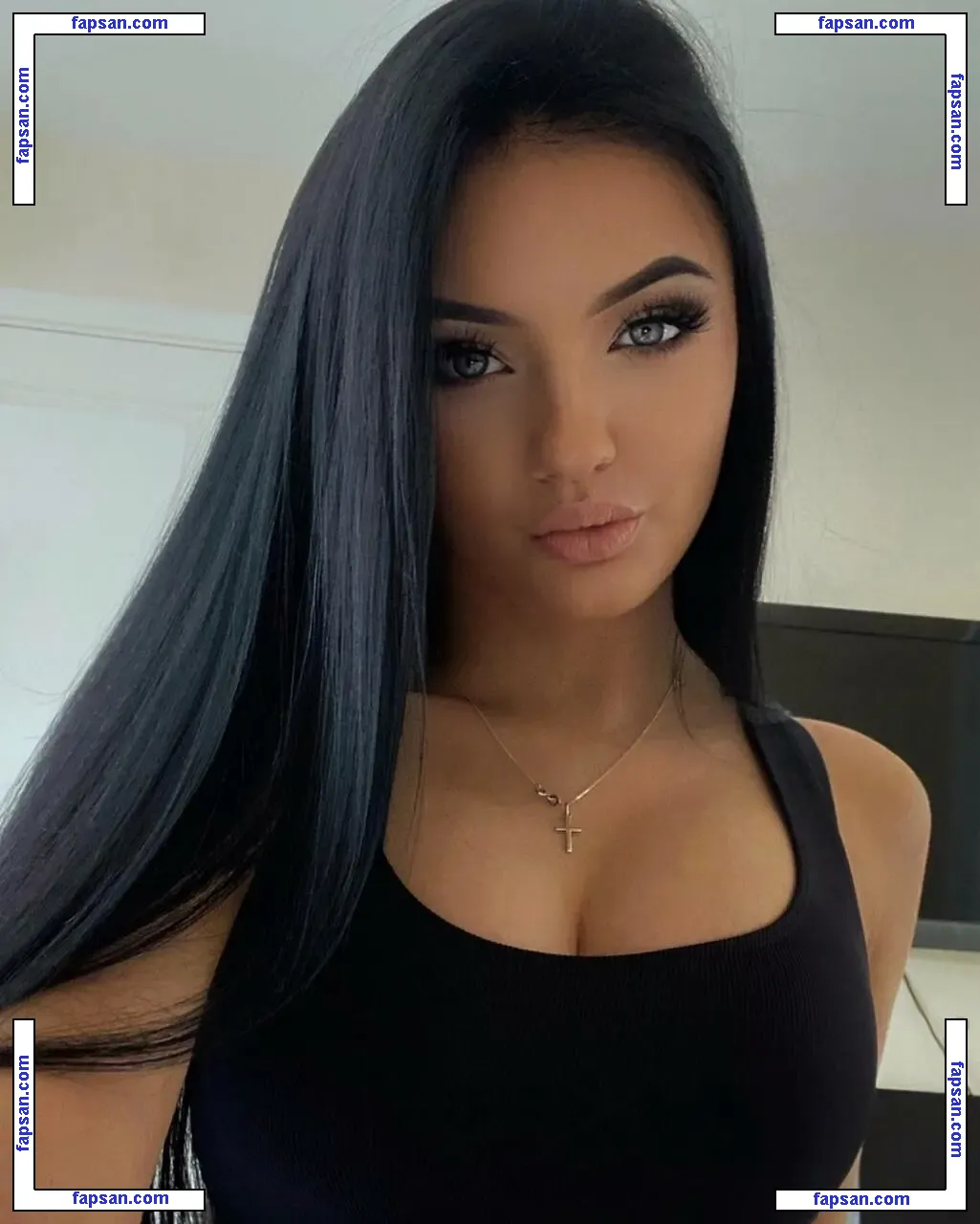 Anitkova голая фото #0044 с Онлифанс