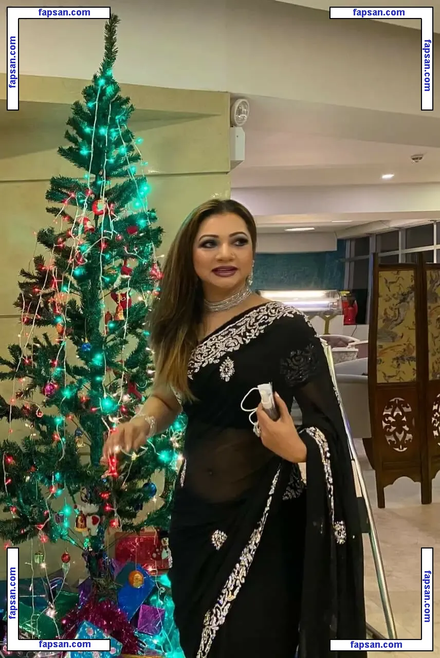 Ankhi Alamgir nude photo #0021 from OnlyFans