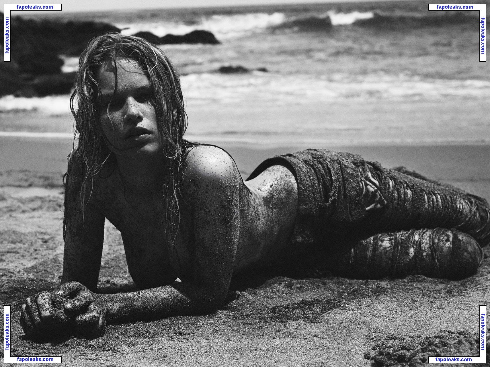 Anna Ewers nude photo #0004 from OnlyFans