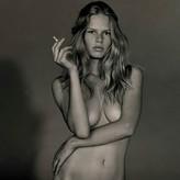 Anna Ewers nude #0019