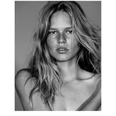 Anna Ewers nude #0065