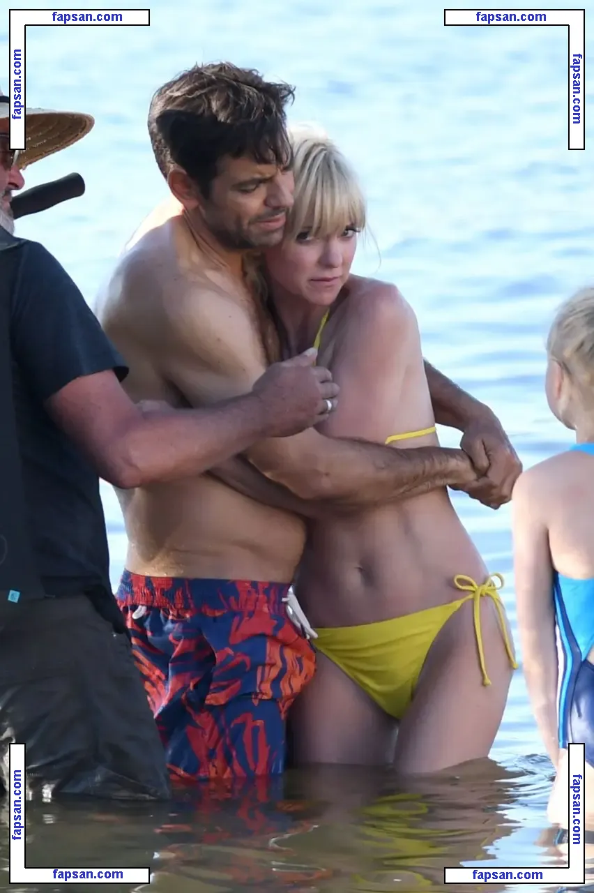Anna Faris nude photo #0079 from OnlyFans