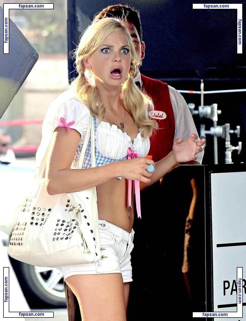 Anna Faris nude photo #0106 from OnlyFans