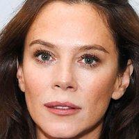 Anna Friel