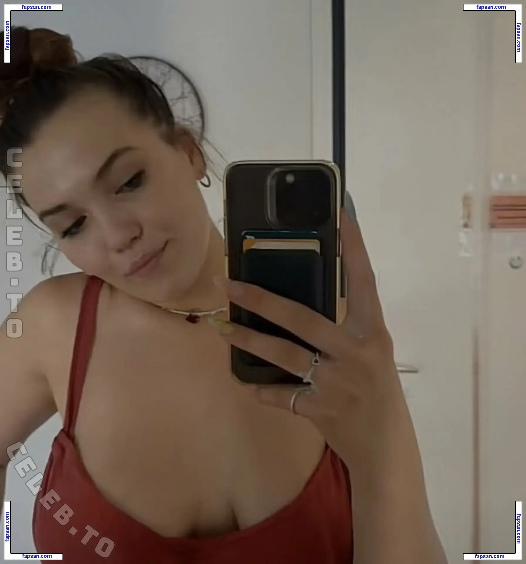 Anna Mc Lean nude photo #0004 from OnlyFans