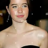 Anna Popplewell голая #0015