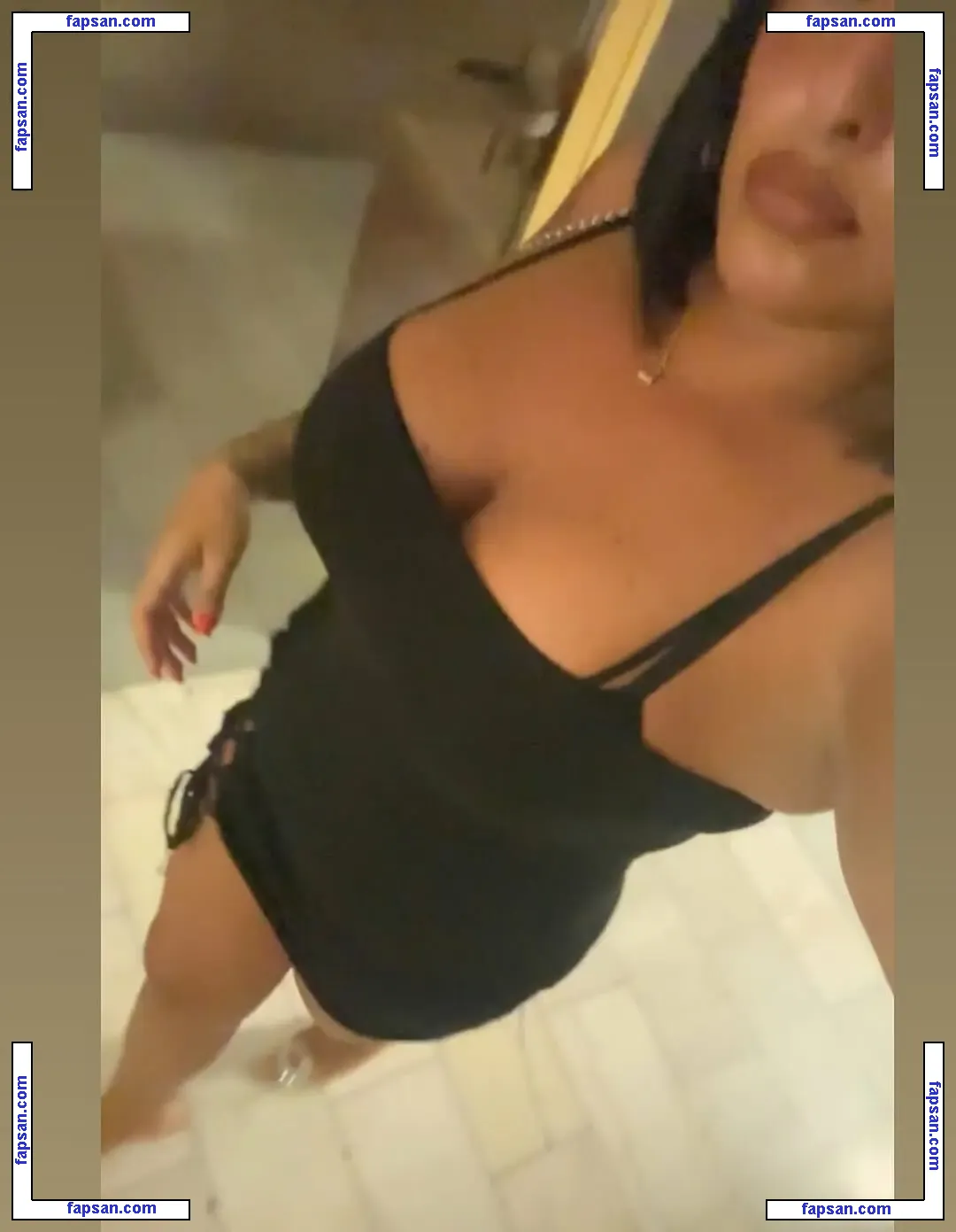 Anna Puzone nude photo #0017 from OnlyFans