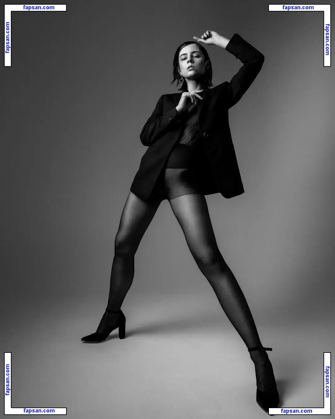 Anna_scientist голая фото #0023 с Онлифанс