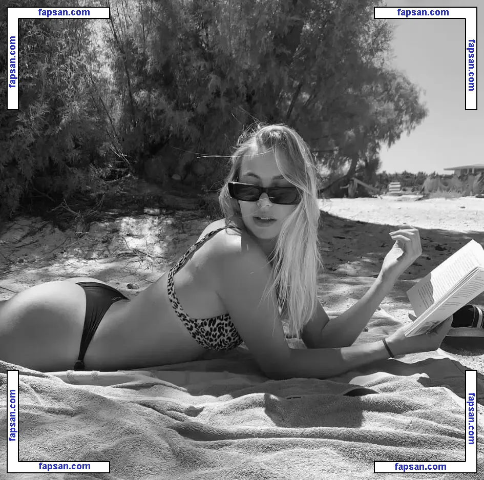 Anna Seidel nude photo #0033 from OnlyFans