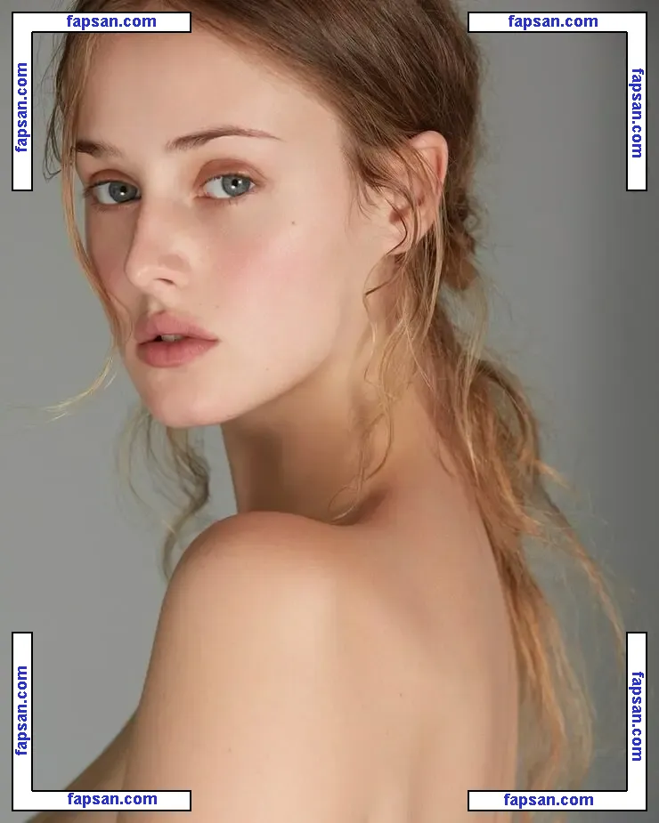 Anna Van Patten nude photo #0009 from OnlyFans