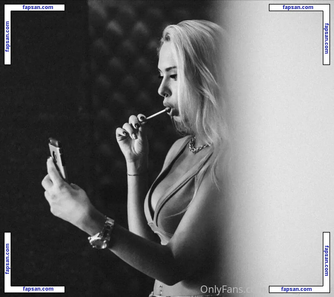 anna_yummy nude photo #0004 from OnlyFans