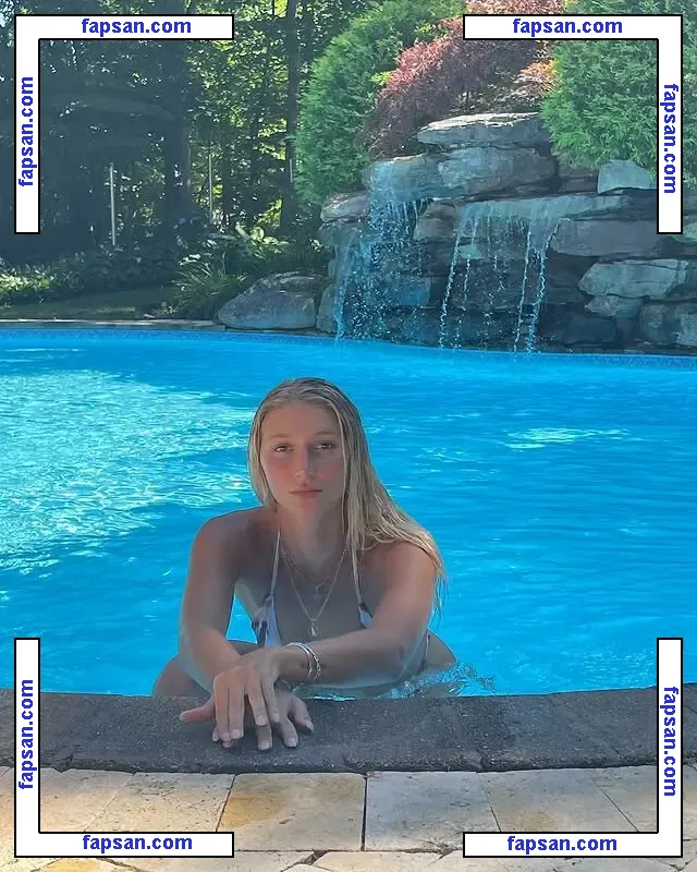 Annabella Campagna nude photo #0025 from OnlyFans