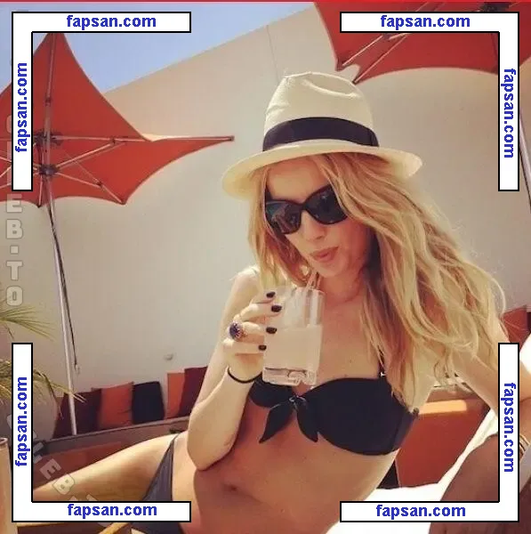 Annabelle Wallis nude photo #0205 from OnlyFans