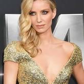 Annabelle Wallis голая #0129