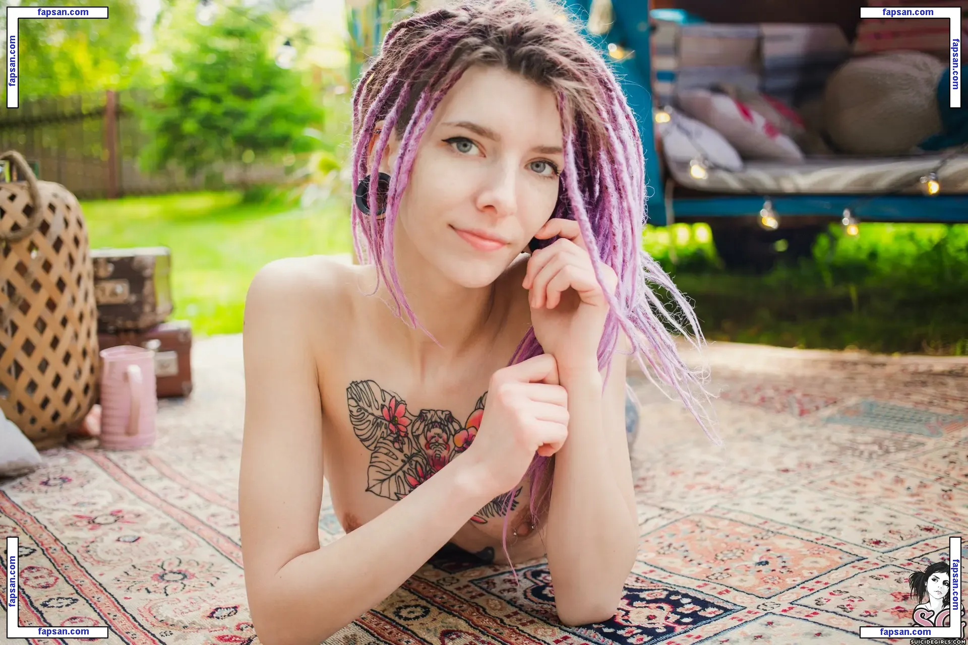 Annahyde nude photo #0023 from OnlyFans