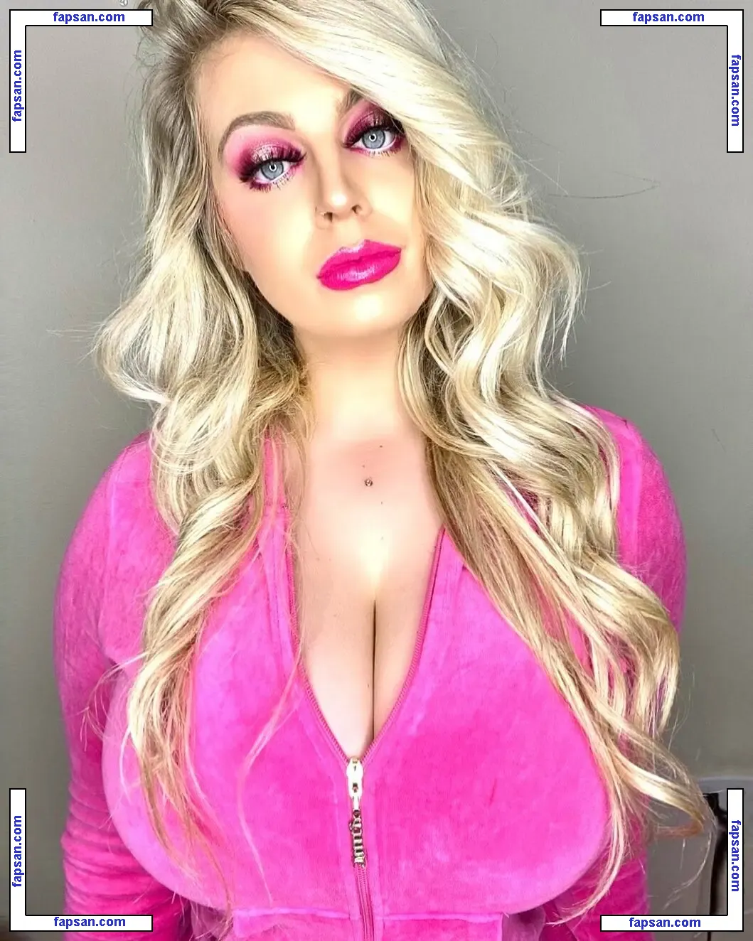 AnnaKabana nude photo #0016 from OnlyFans