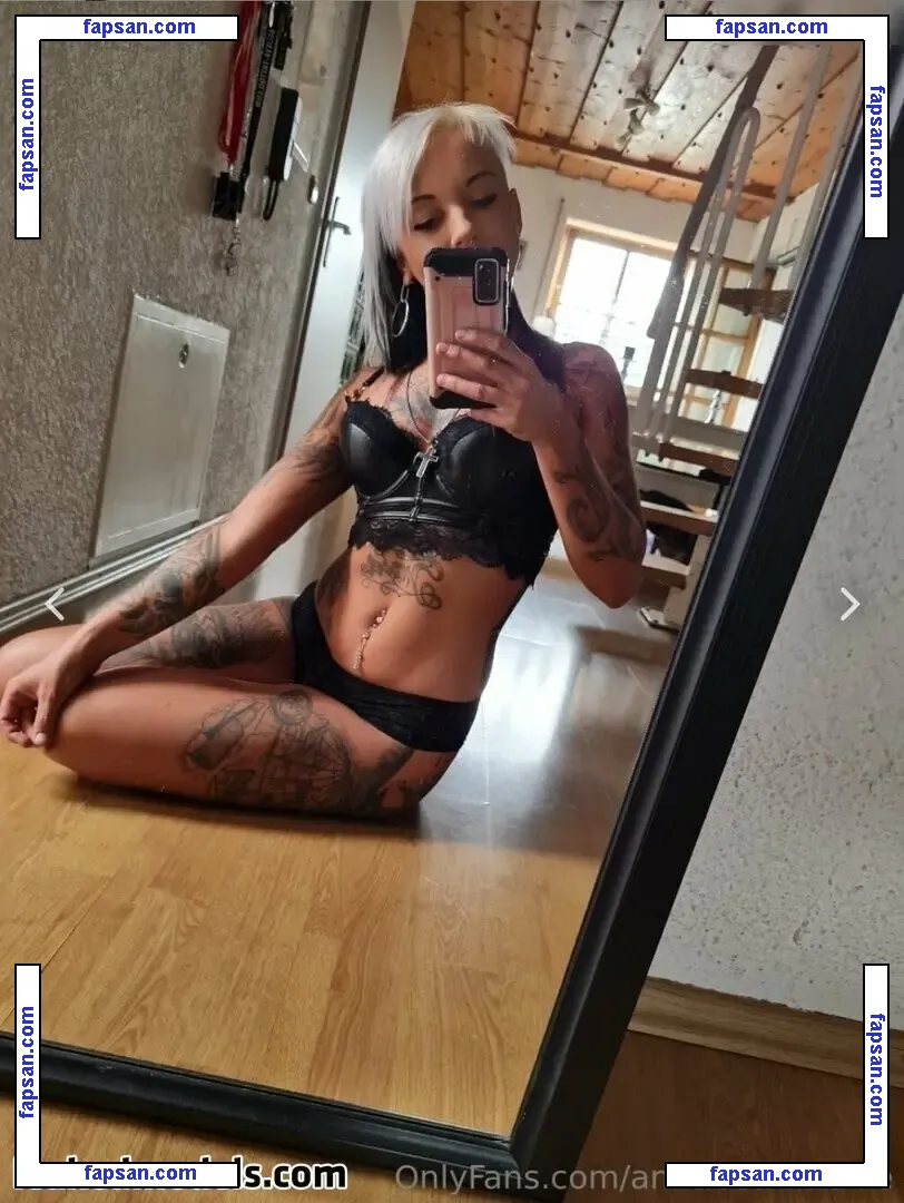 Annakatharinaalt nude photo #0013 from OnlyFans