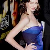 Anne Hathaway голая #0405