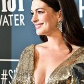 Anne Hathaway голая #0578