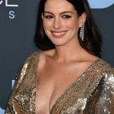 Anne Hathaway голая #0770