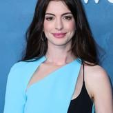 Anne Hathaway голая #0970