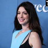 Anne Hathaway голая #0978