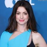 Anne Hathaway голая #0996