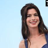 Anne Hathaway голая #1150