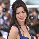 Anne Hathaway голая #1219