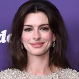 Anne Hathaway голая #1390