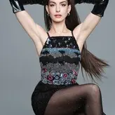 Anne Hathaway голая #1996