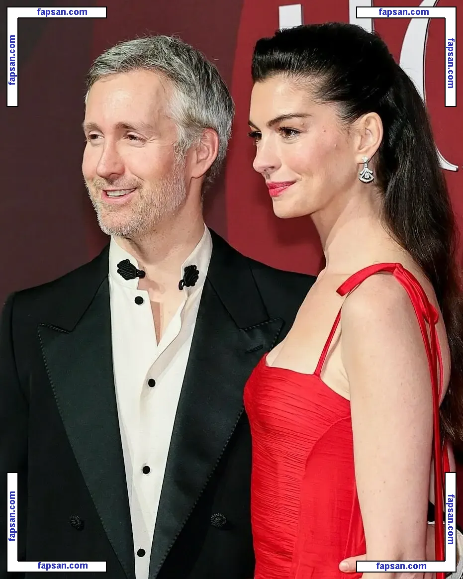 Anne Hathaway голая фото #2241 с Онлифанс