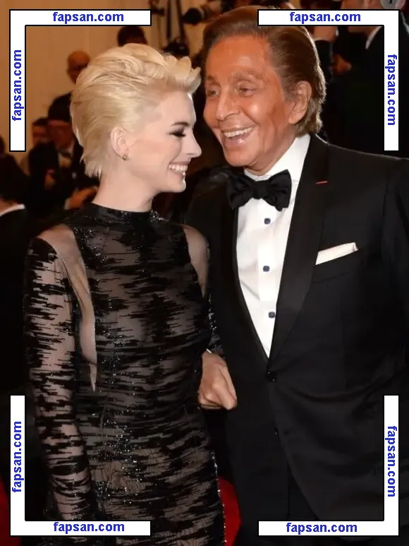 Anne Hathaway голая фото #2258 с Онлифанс